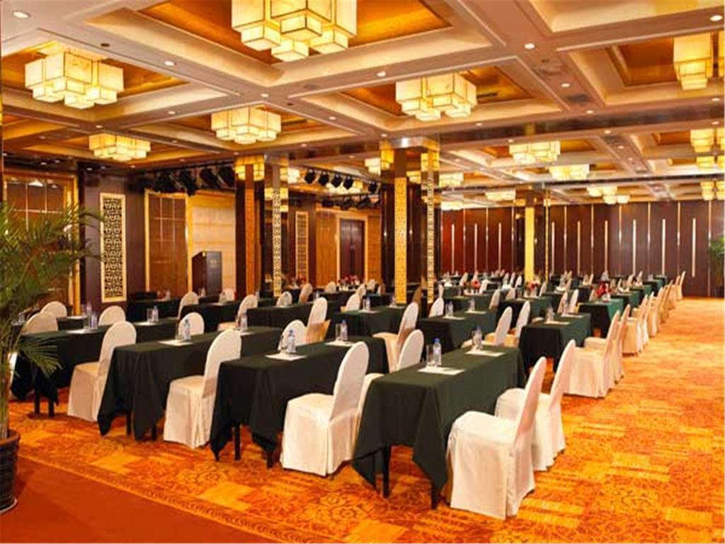 Gloria Plaza Shenyang Hotel Exterior photo