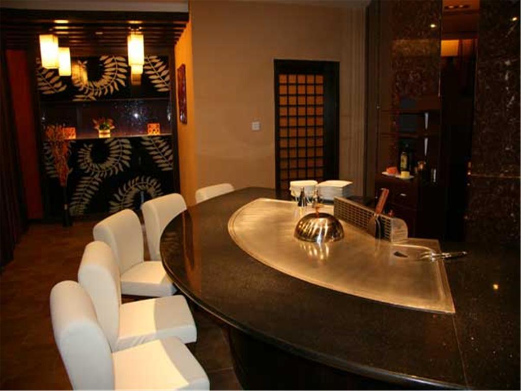 Gloria Plaza Shenyang Hotel Exterior photo