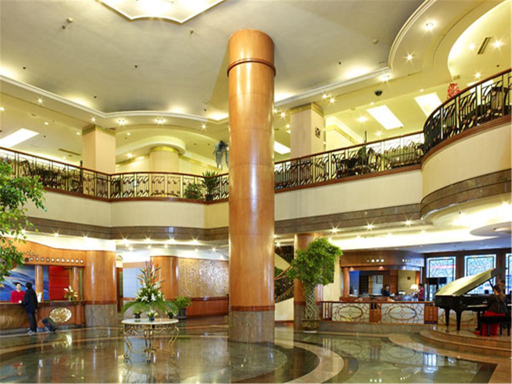 Gloria Plaza Shenyang Hotel Exterior photo